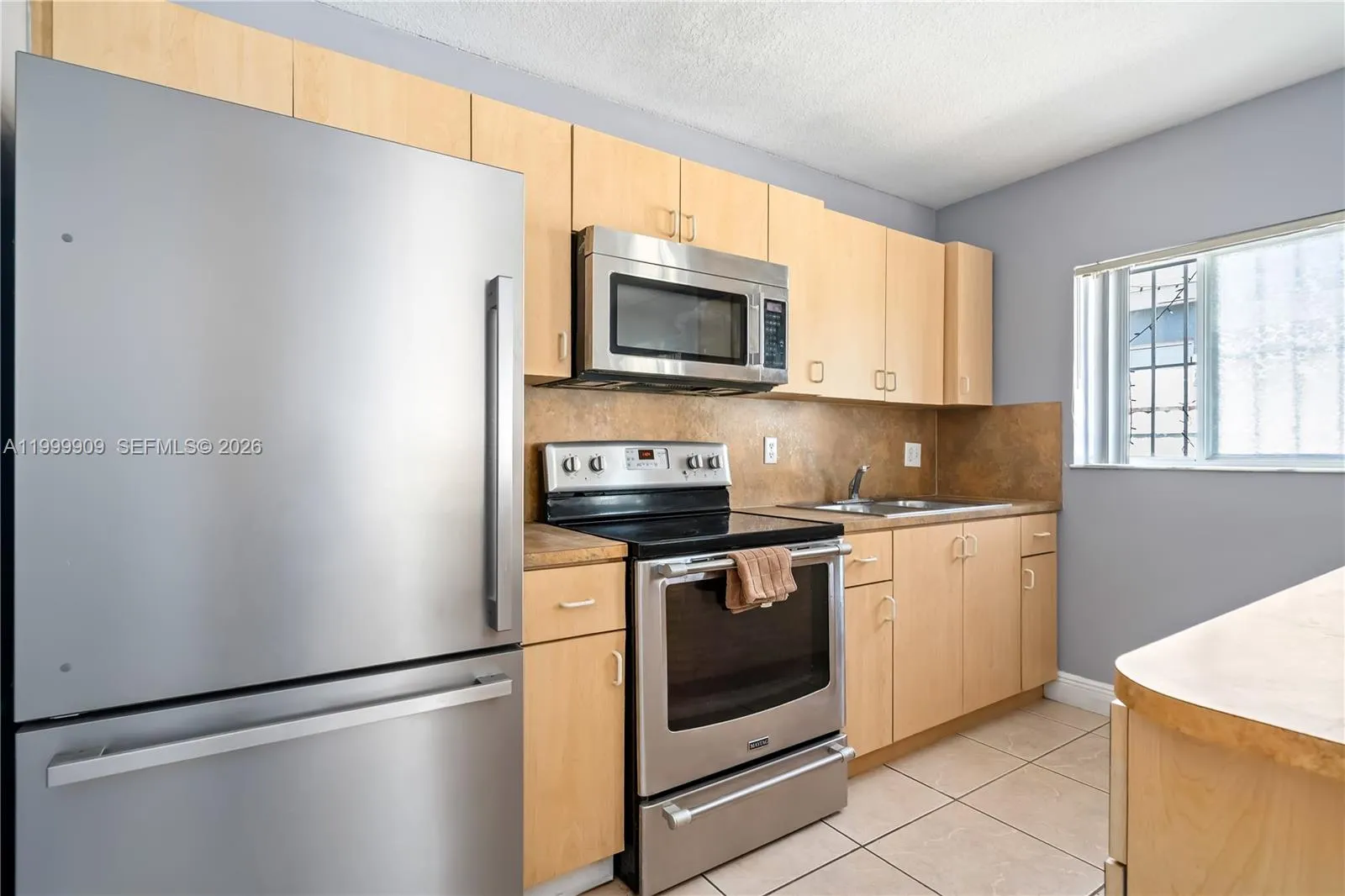 760 NW 80th St # A, Miami FL 33150