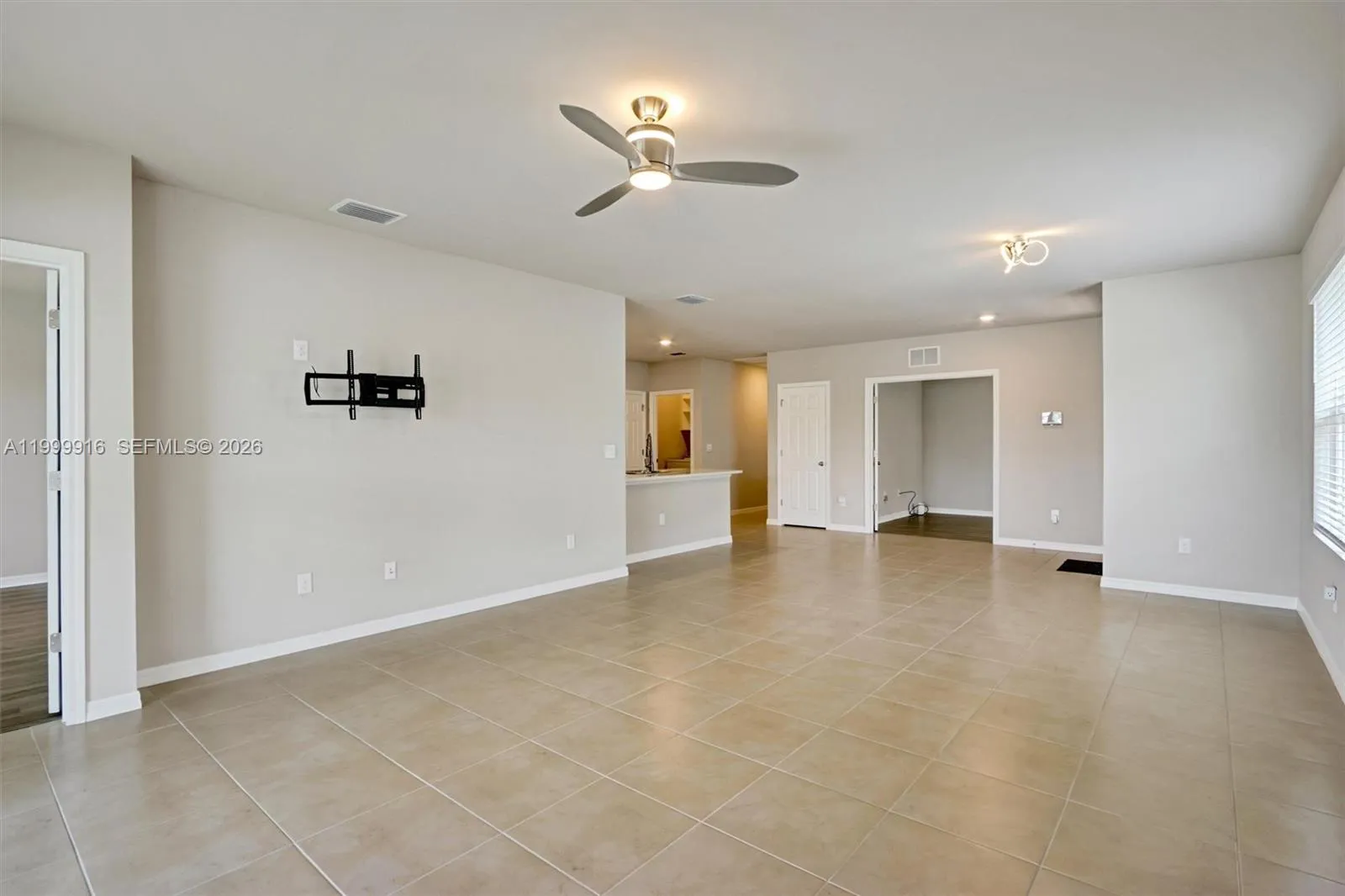 20462 Plumwood Loop, North Fort Myers FL 33917