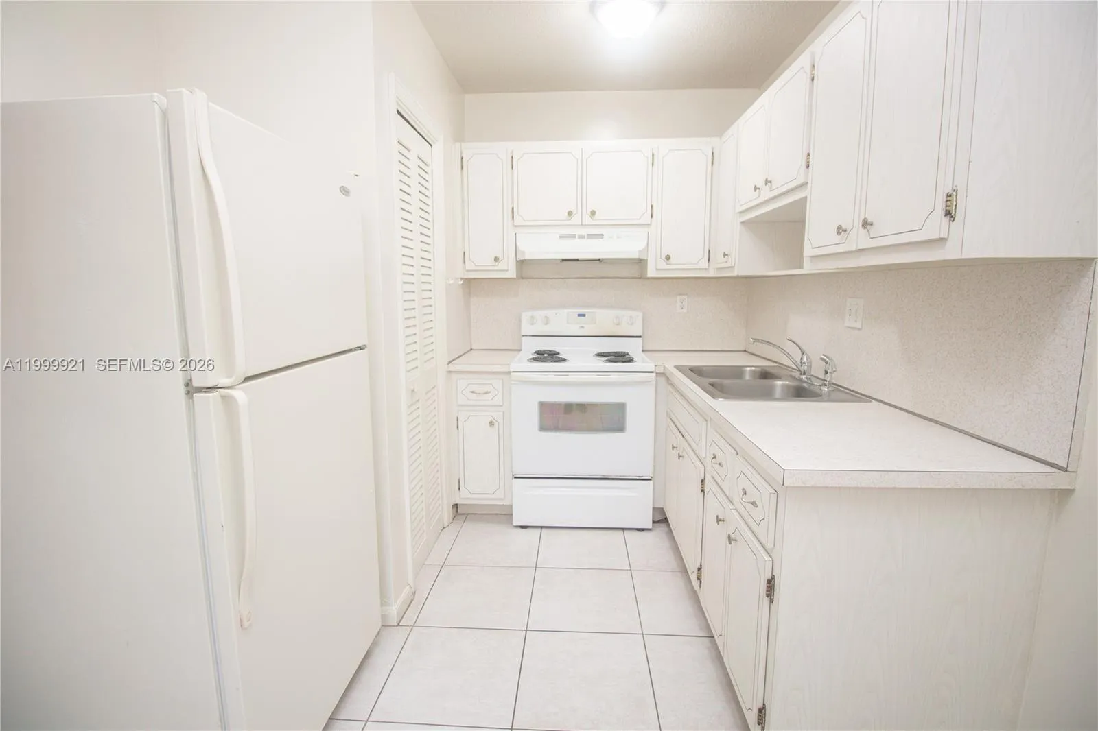 8900 NW 38th Dr # 4, Coral Springs FL 33065