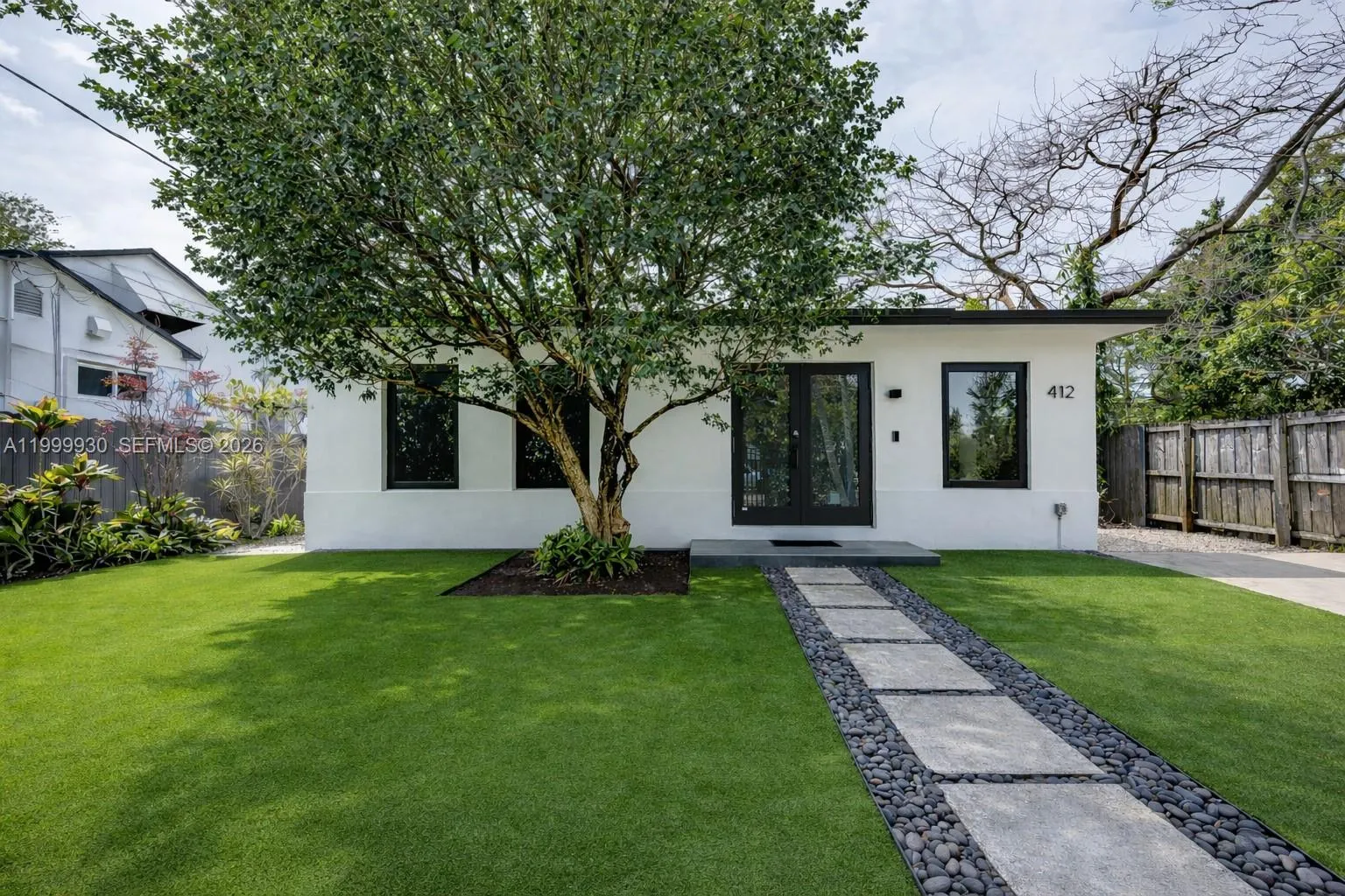 412 NW 41st St, Miami FL 33127