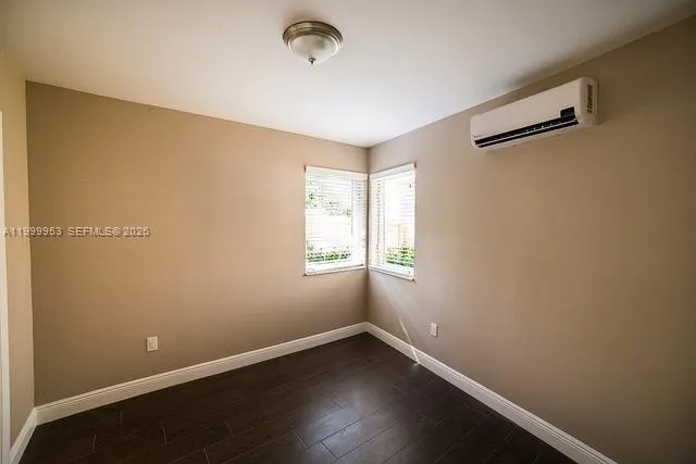 500 SW 9th Ave # 9, Miami FL 33130