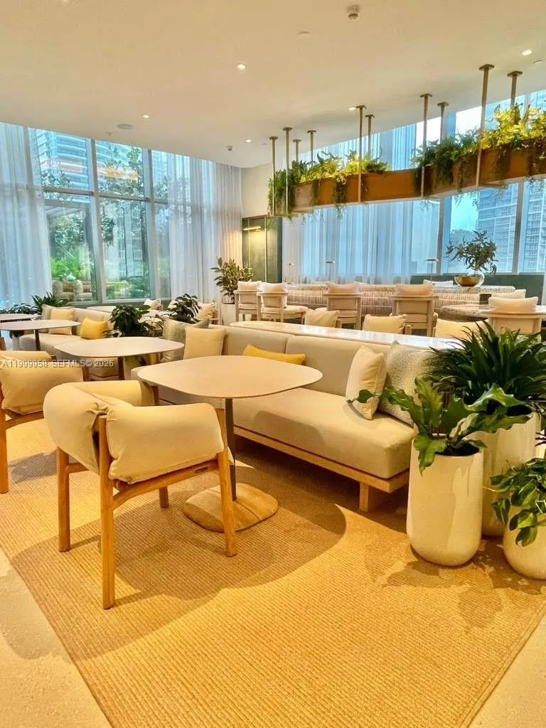 77 SE 5TH STREET # 2905, Miami FL 33131