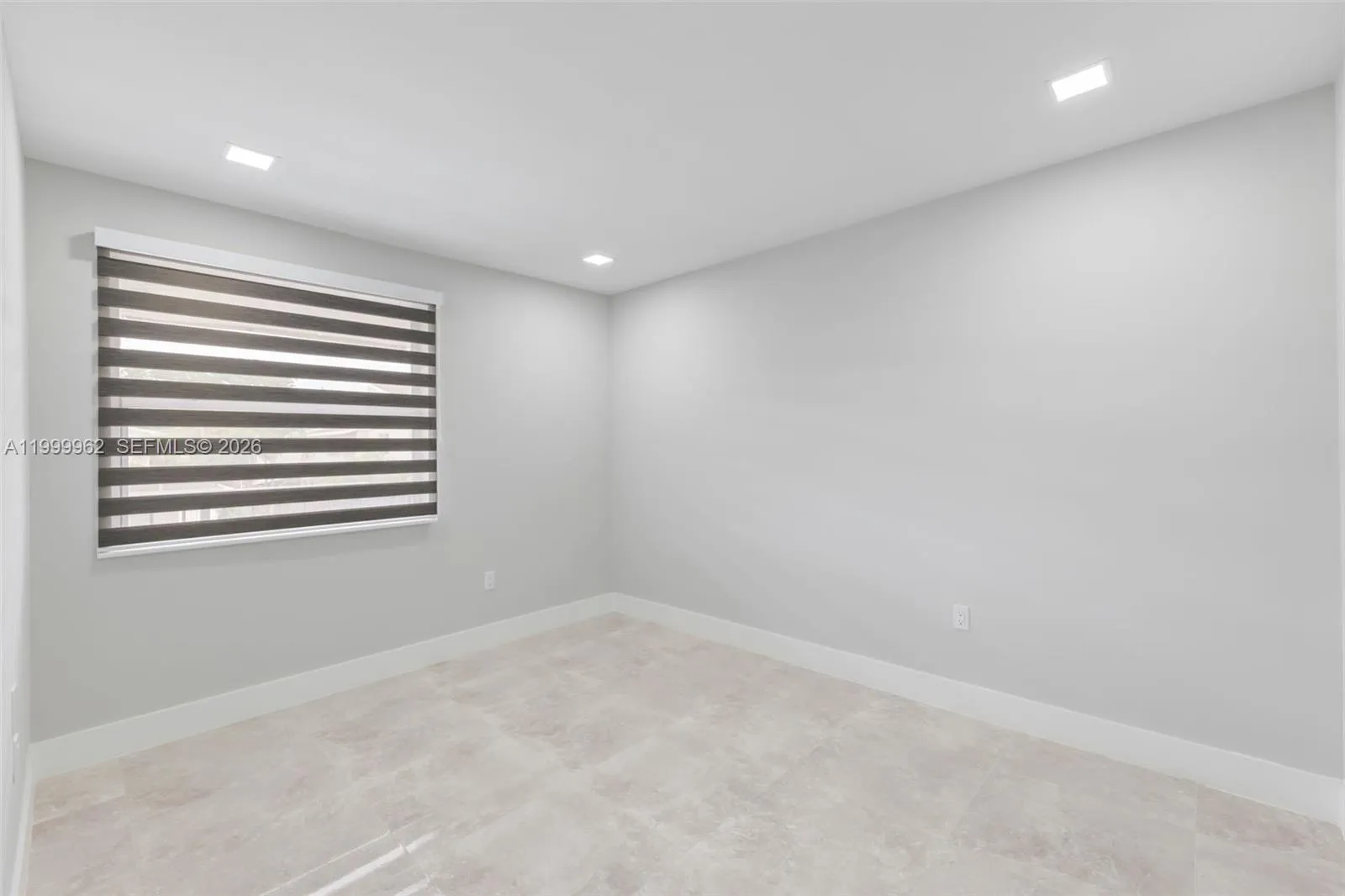 15685 SW 82nd Cir Ln # 28, Miami FL 33193