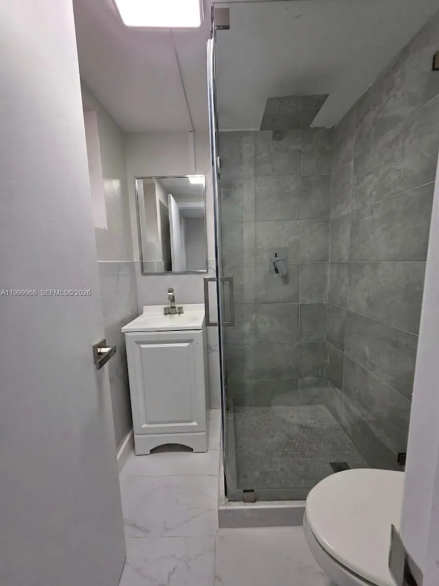 16400 NE 17th Ave # 701, North Miami Beach FL 33162