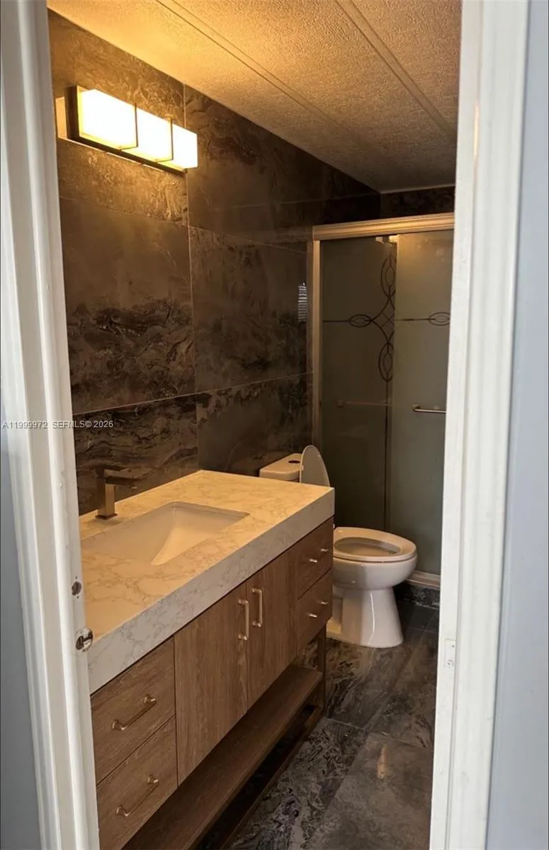 19900 NW 37th Ave # D108, Miami Gardens FL 33056