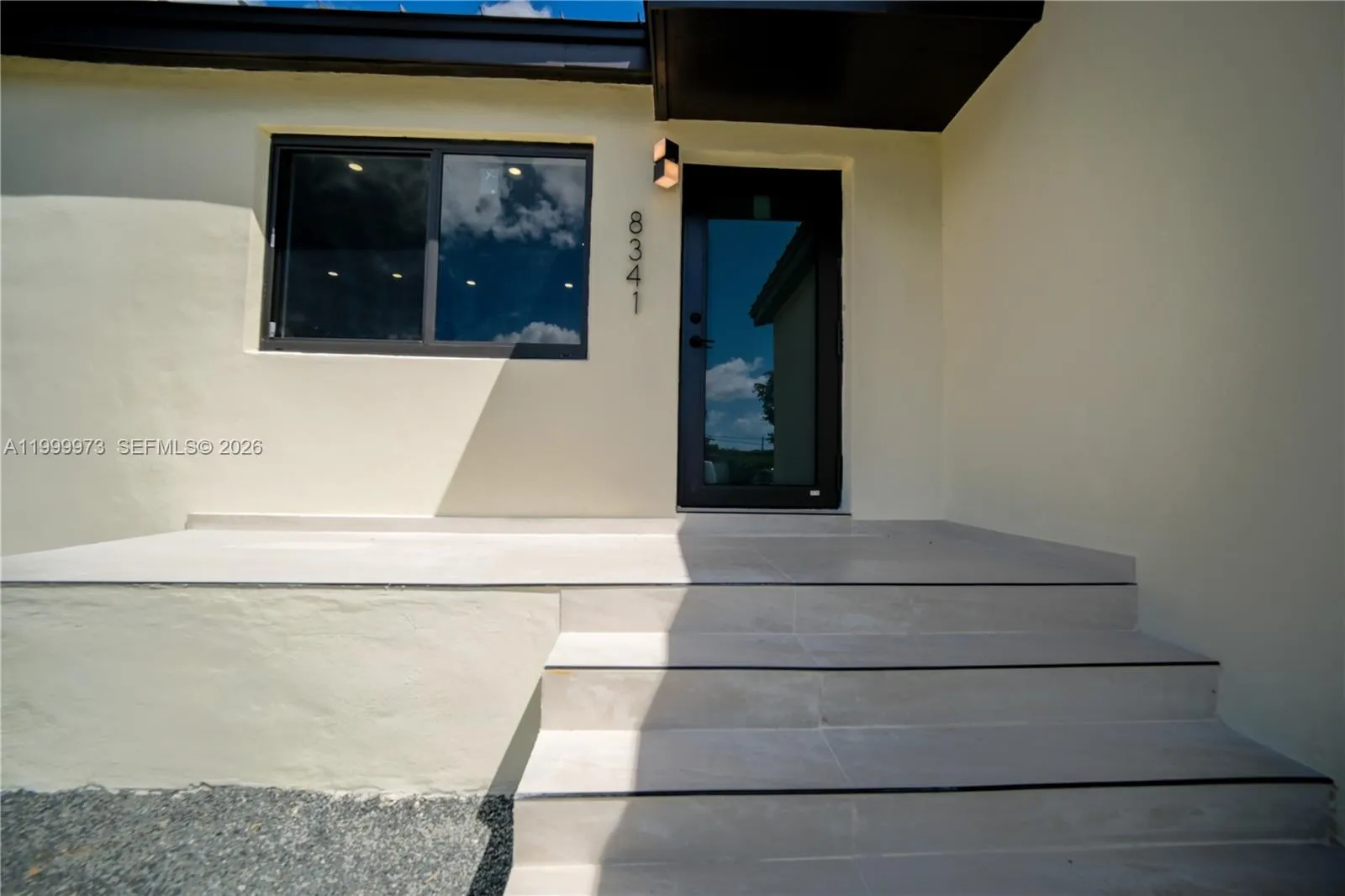 8341 SW 27th Ln, Miami FL 33155