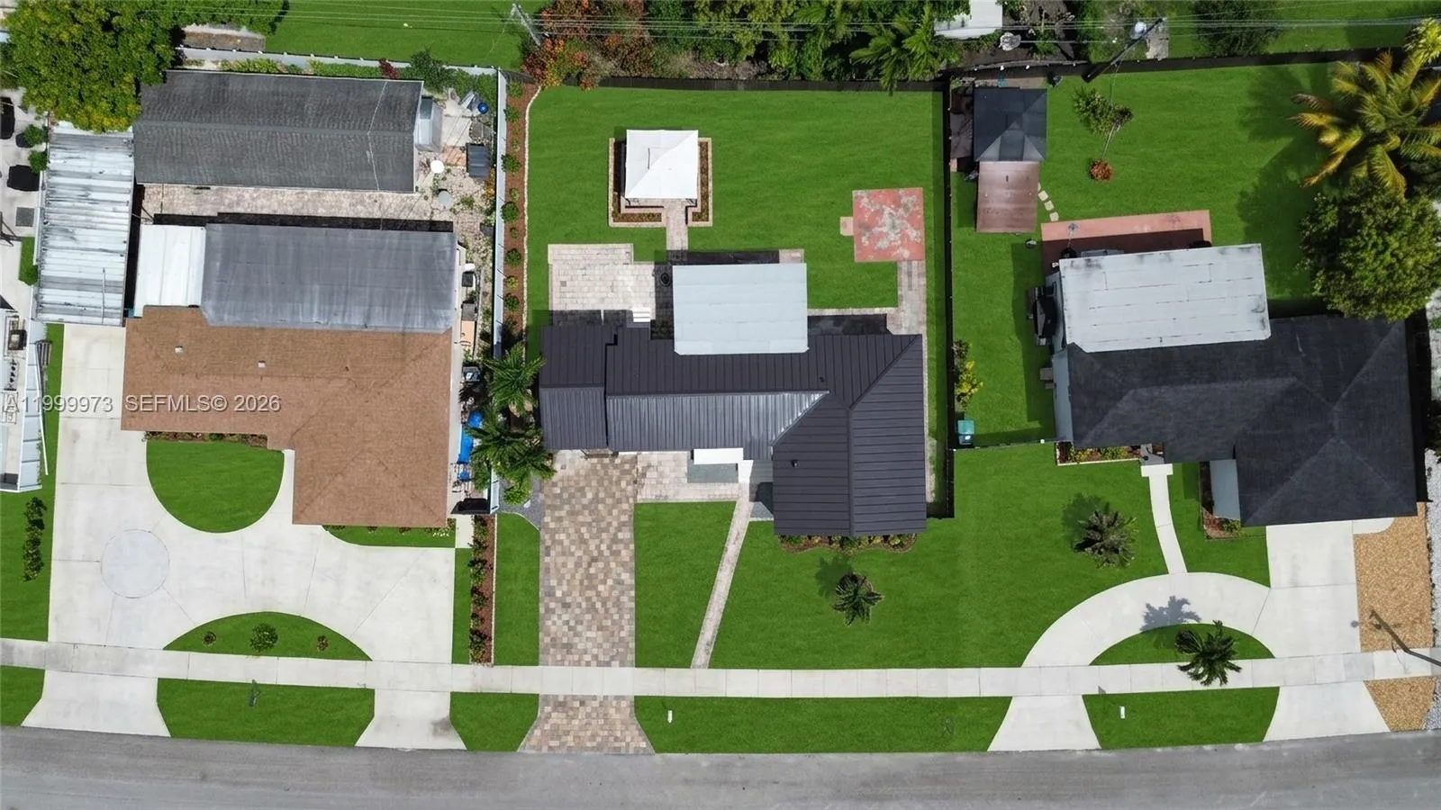 8341 SW 27th Ln, Miami FL 33155