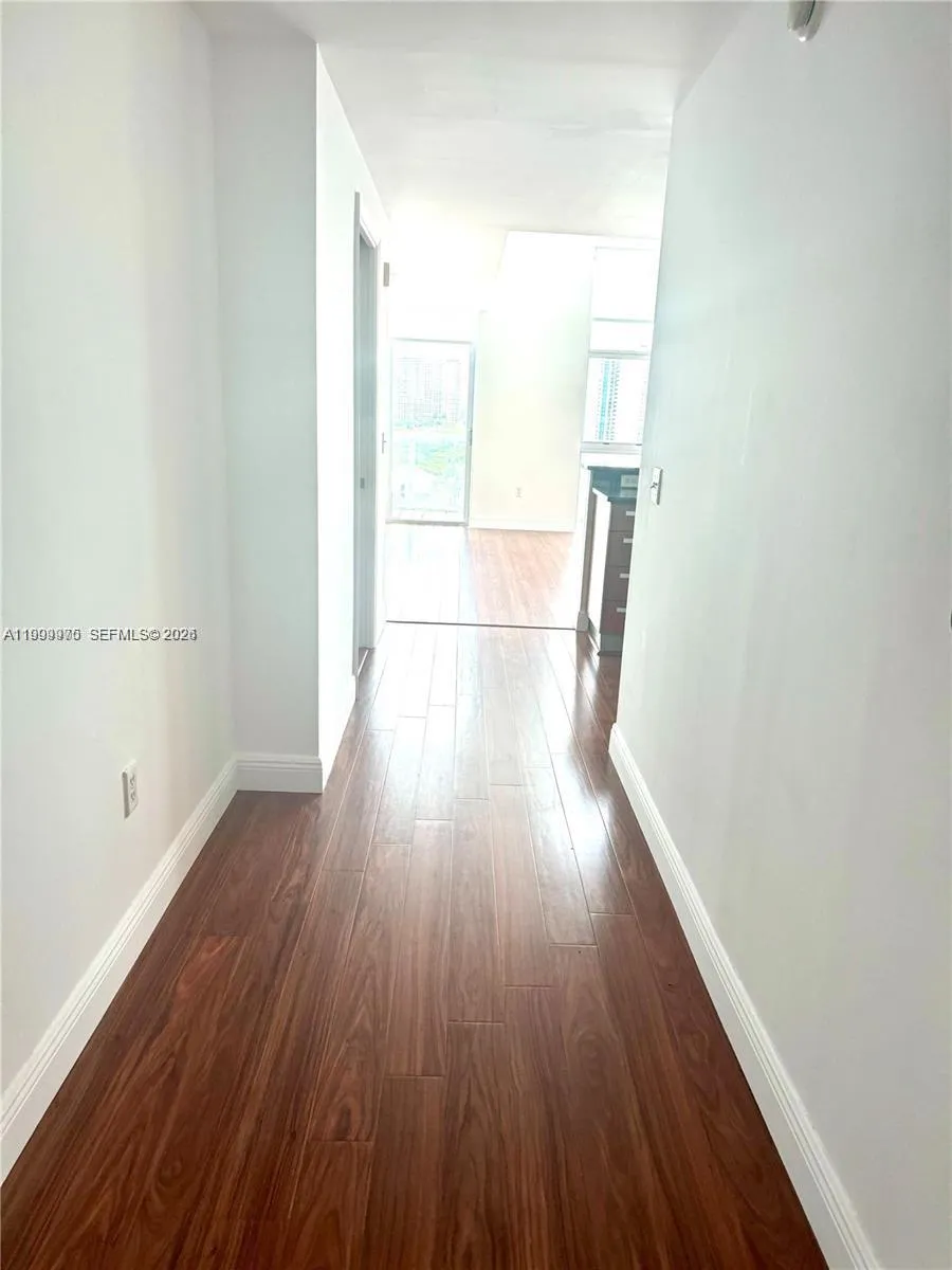 3131 NE 188th St # 1213, Aventura FL 33180