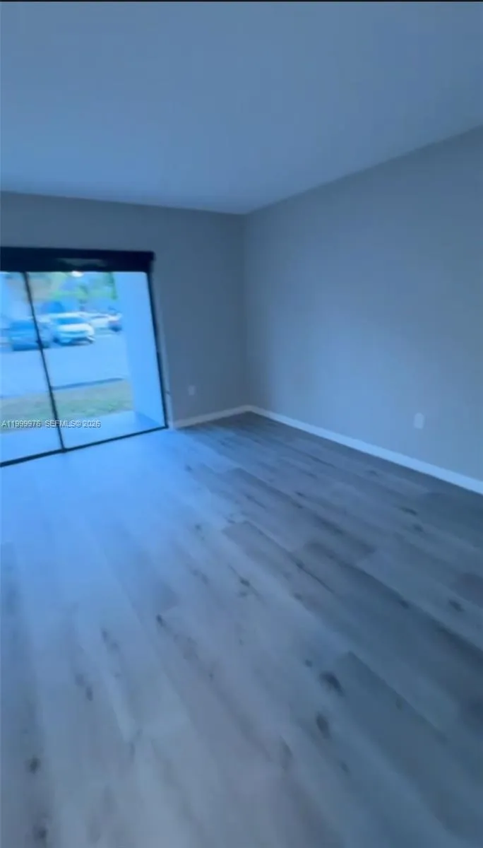 7100 NW 179th St # 102, Hialeah FL 33015