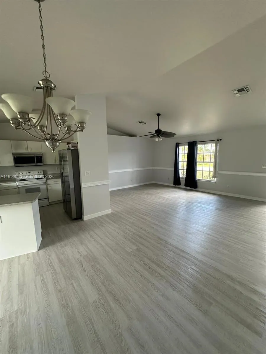 1306 SW 11th ST, Cape Coral FL 33991