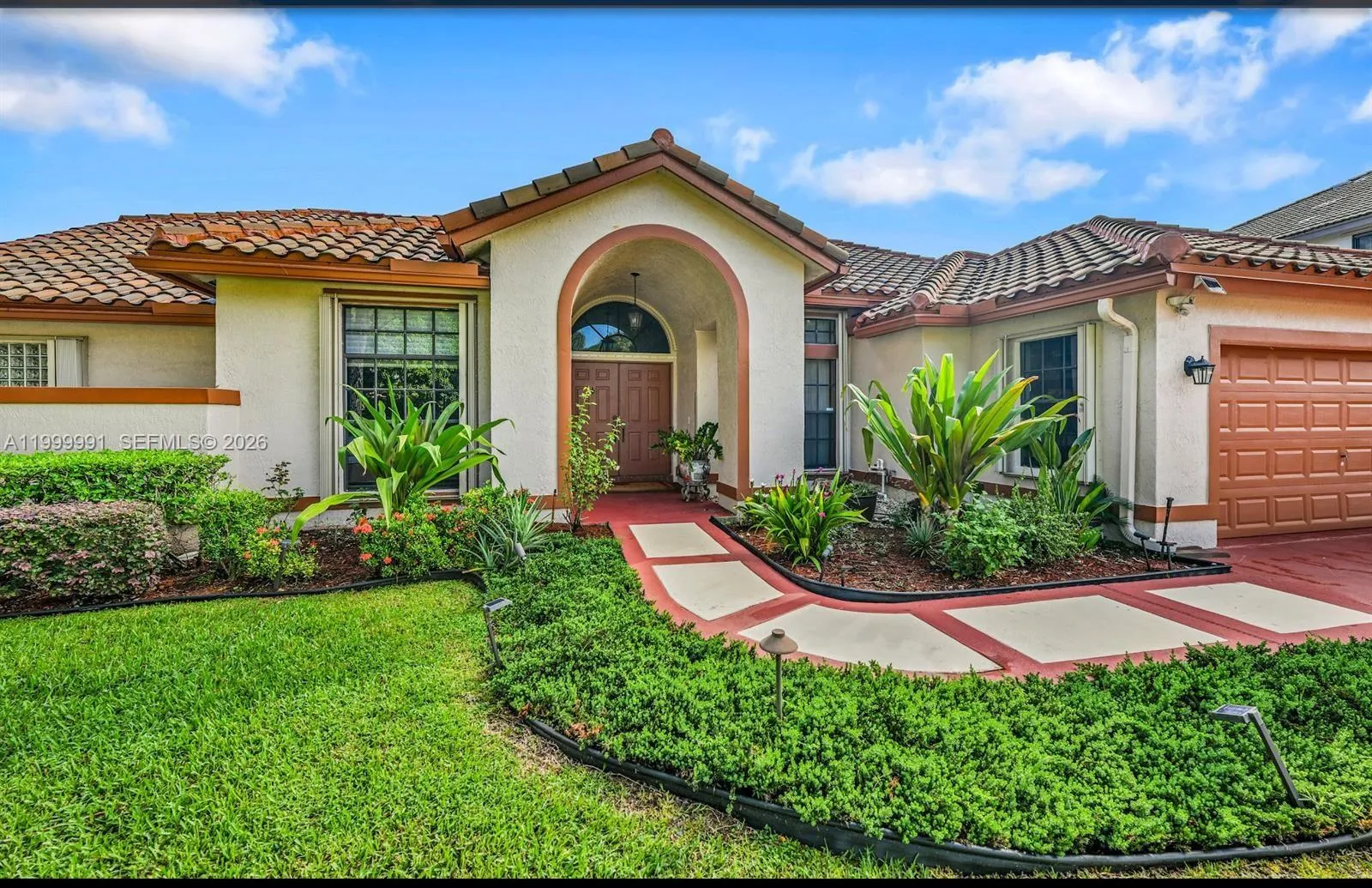 5200 NW 67th Ave, Lauderhill FL 33319