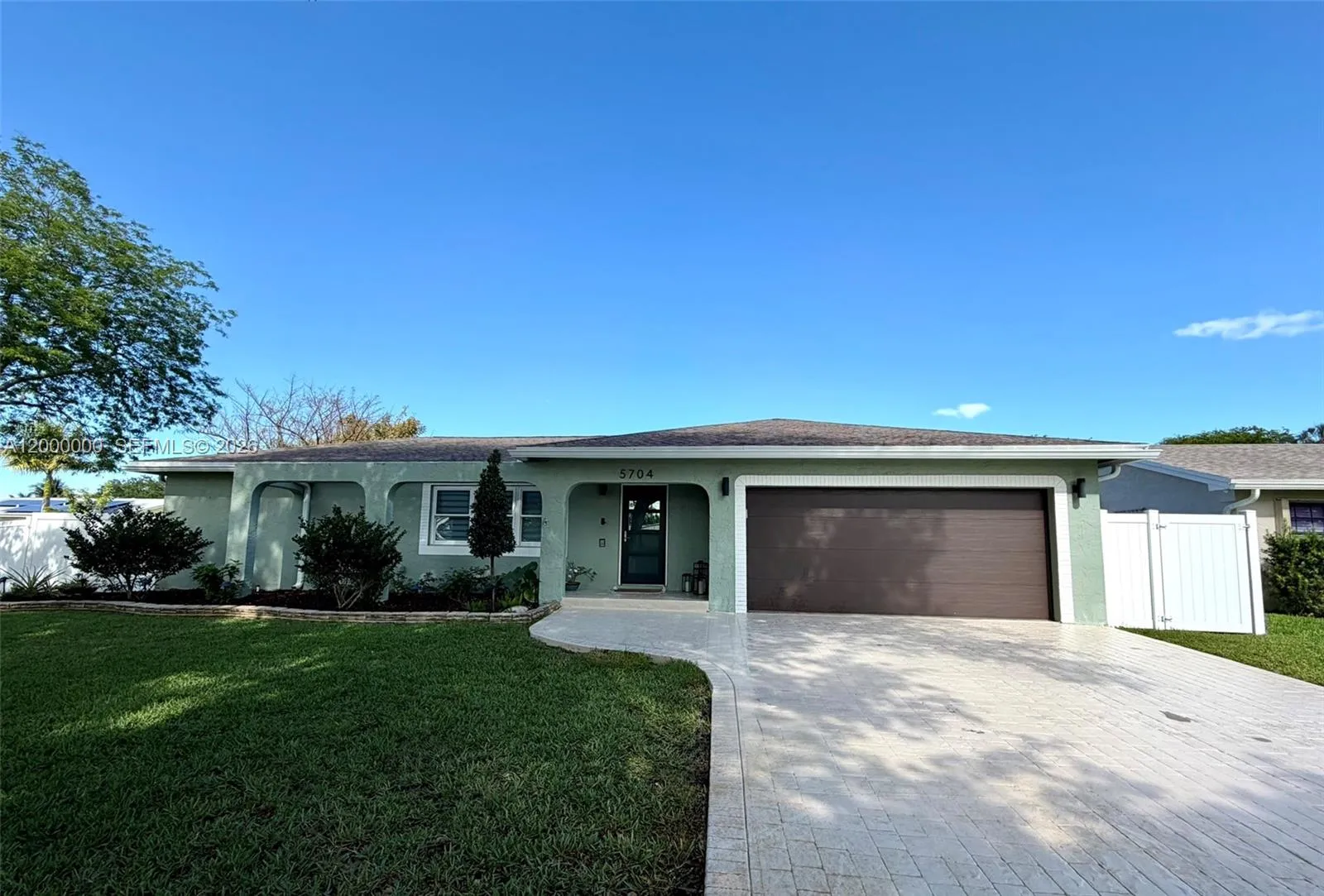 5704 SW 116th Ave, Cooper City FL 33330