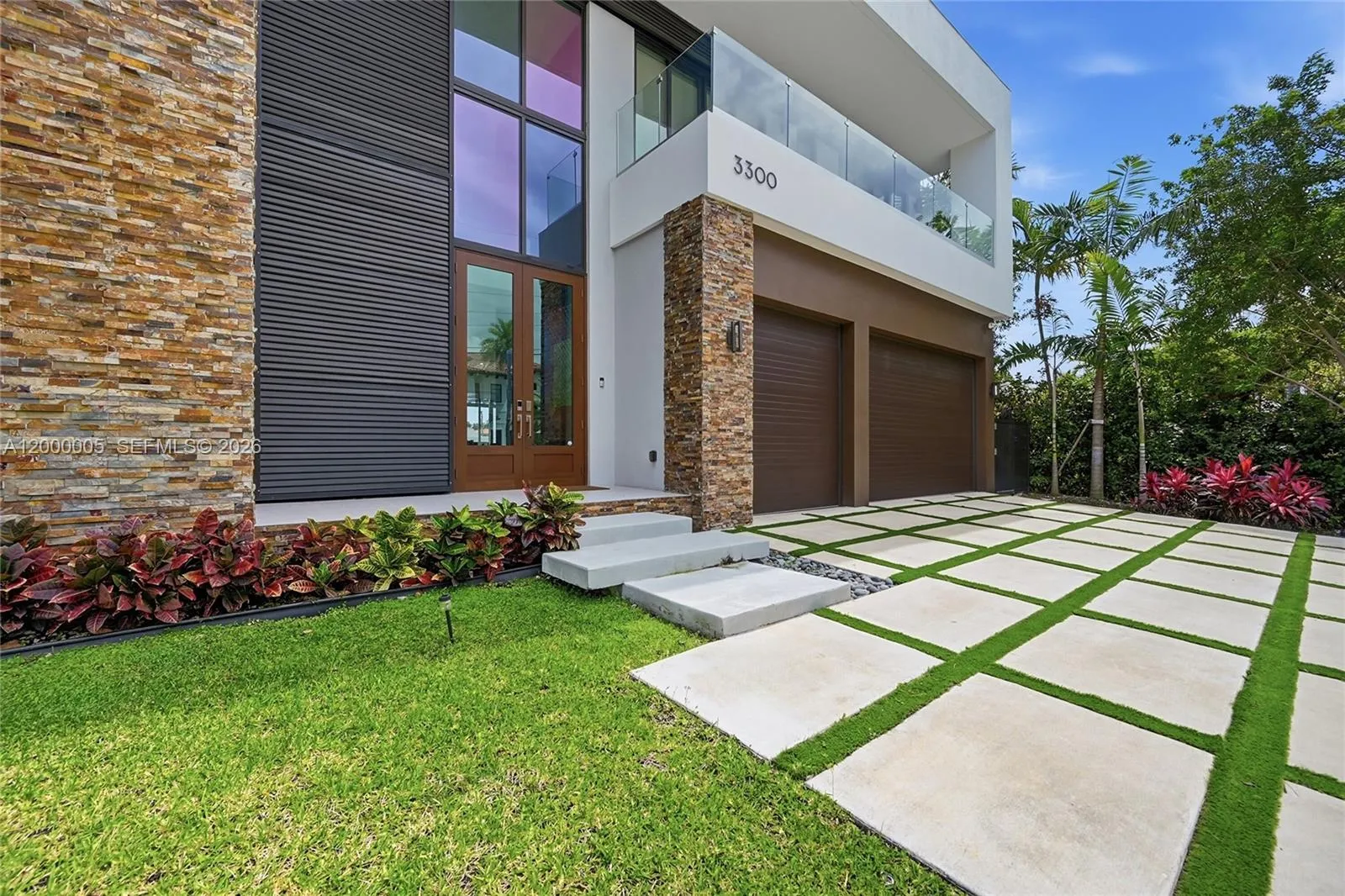 3300 NE 170th St, North Miami Beach FL 33160