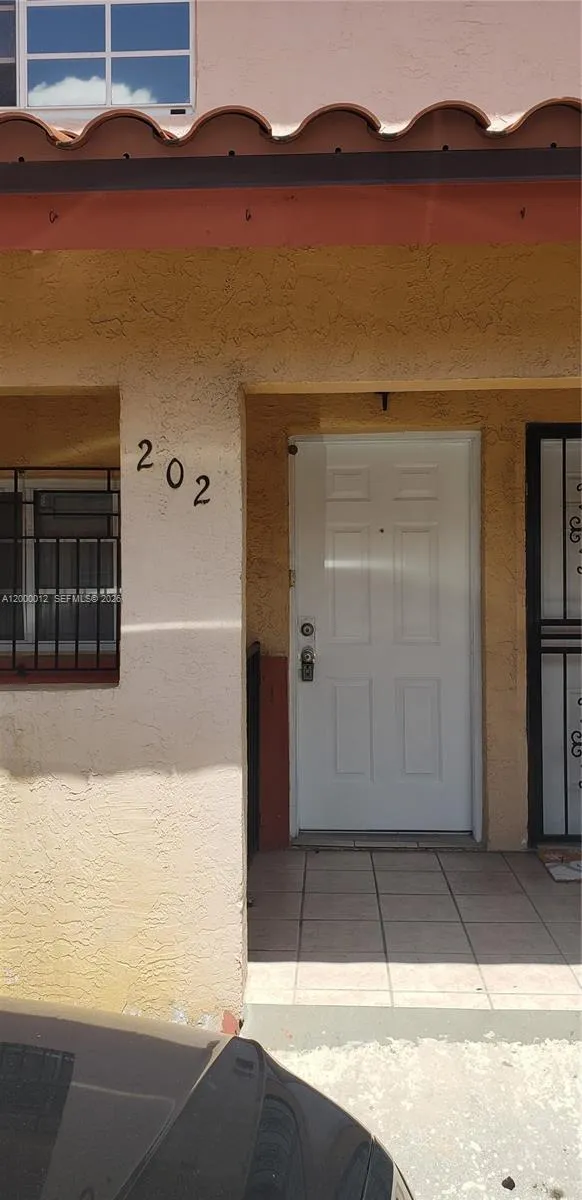 7777 W 29th Ln # 33, Hialeah FL 33018