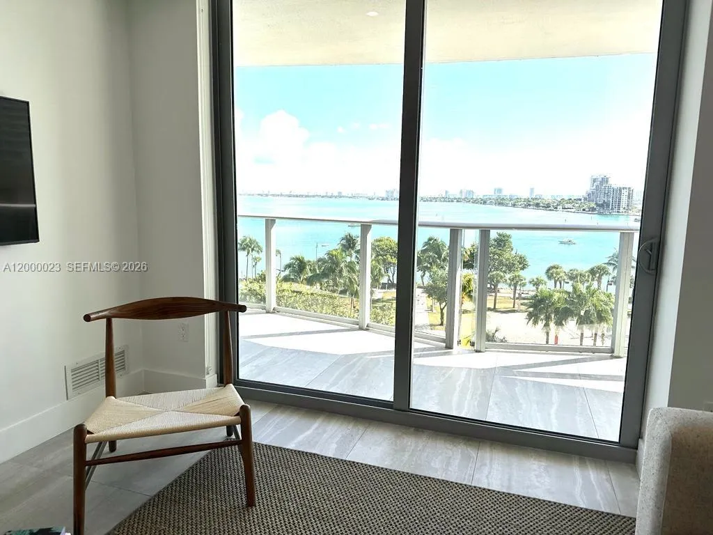 488 NE 18th St # 606, Miami FL 33132