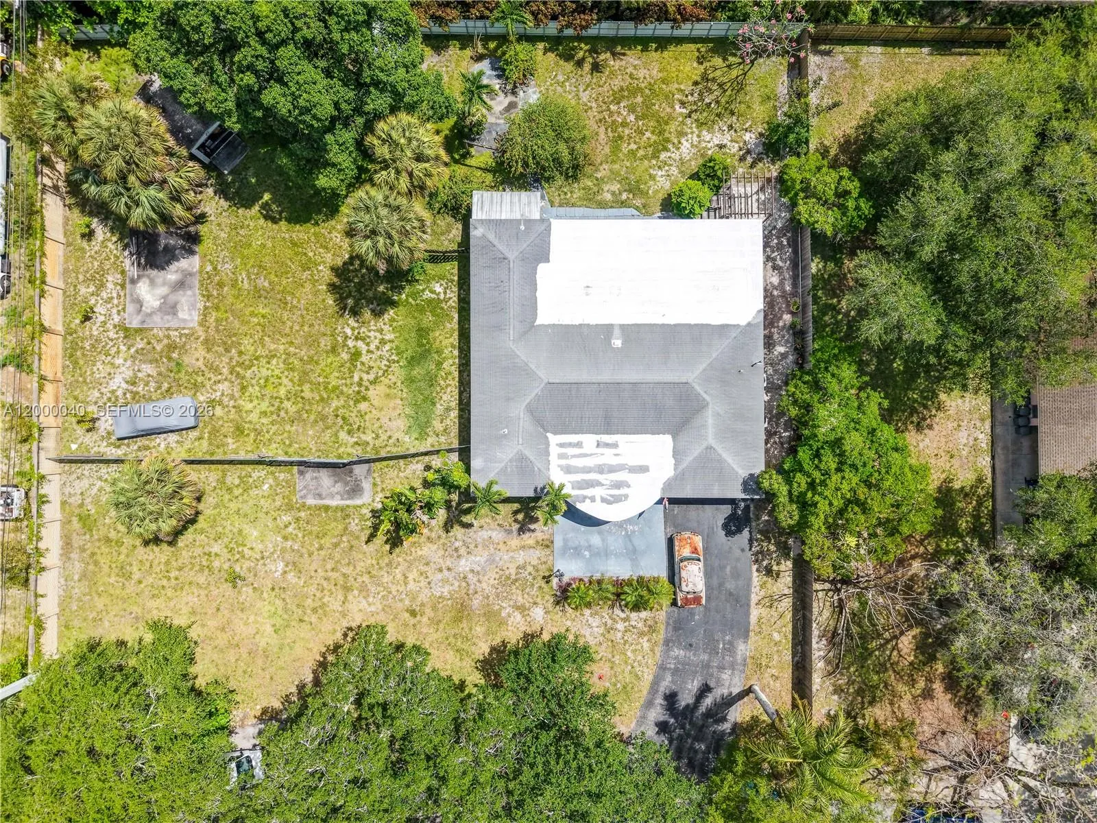 4020 SW 2nd St, Plantation FL 33317