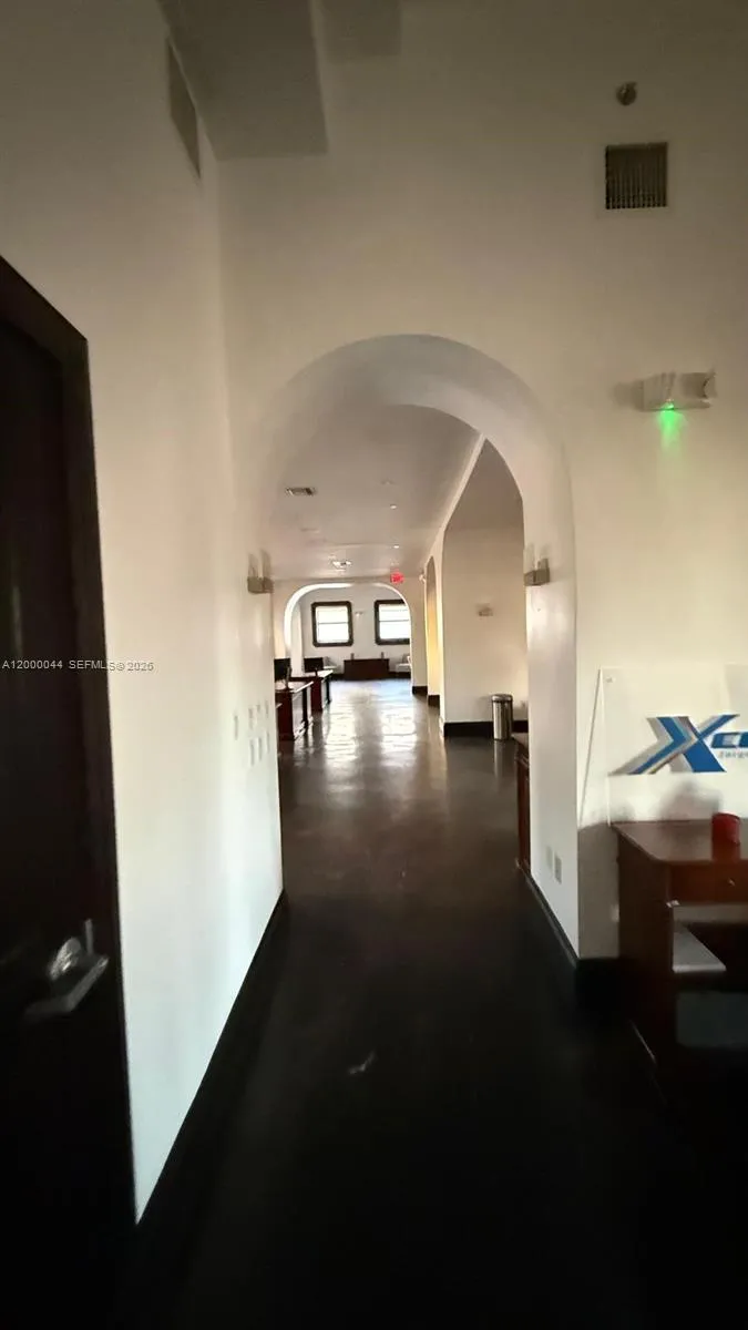 168 SE 1st St PH, Miami FL 33131