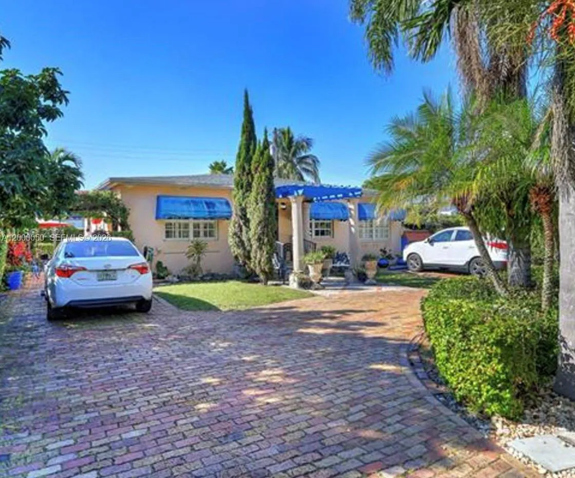 3030 SW 57th Ave, Miami FL 33155