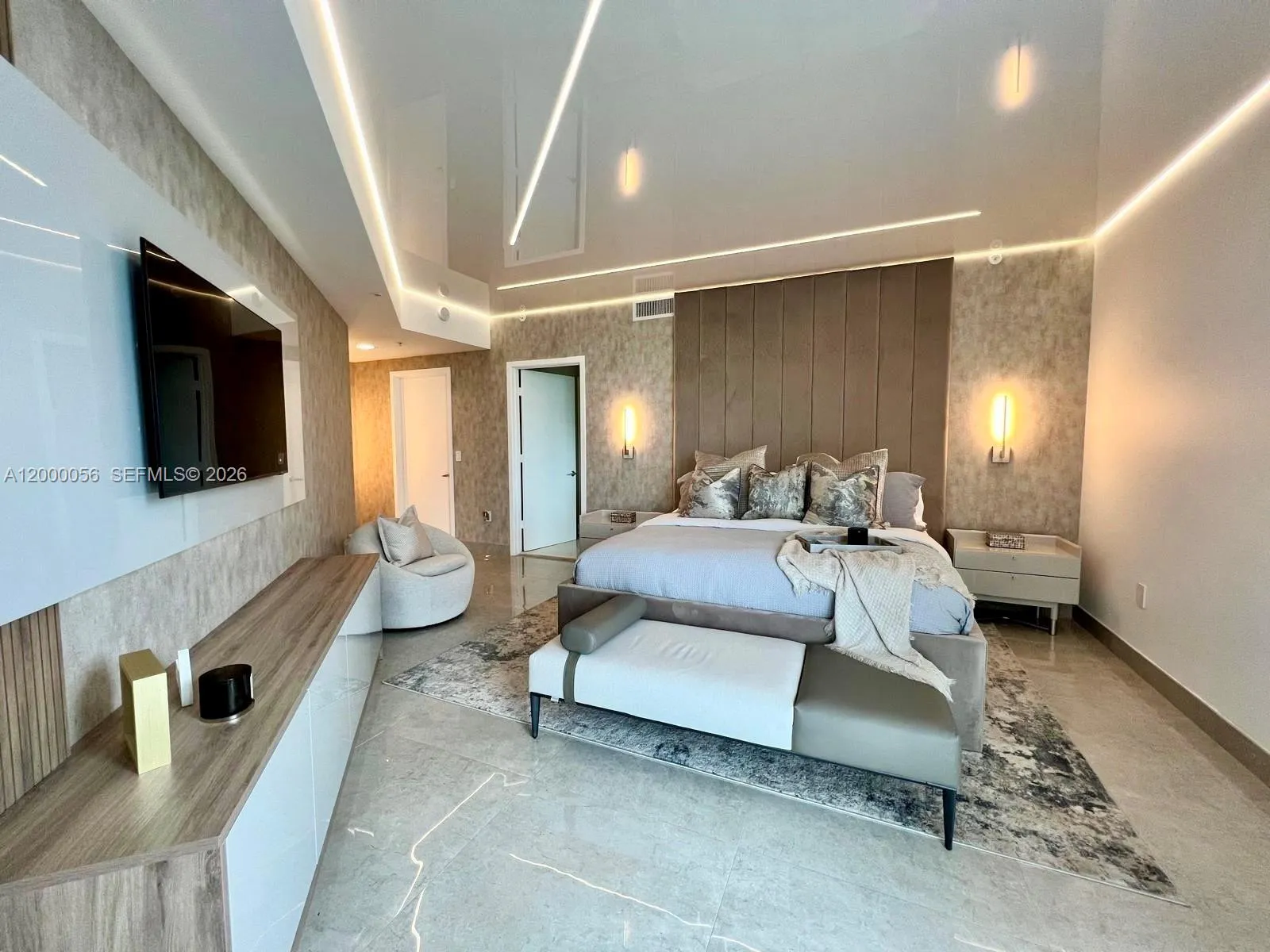 17301 Biscayne Blvd # 308, North Miami Beach FL 33160