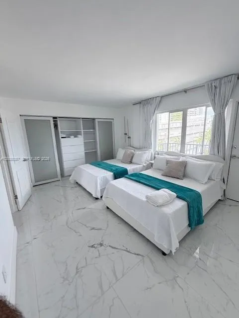 1100 Alton RD # 5B, Miami Beach FL 33139