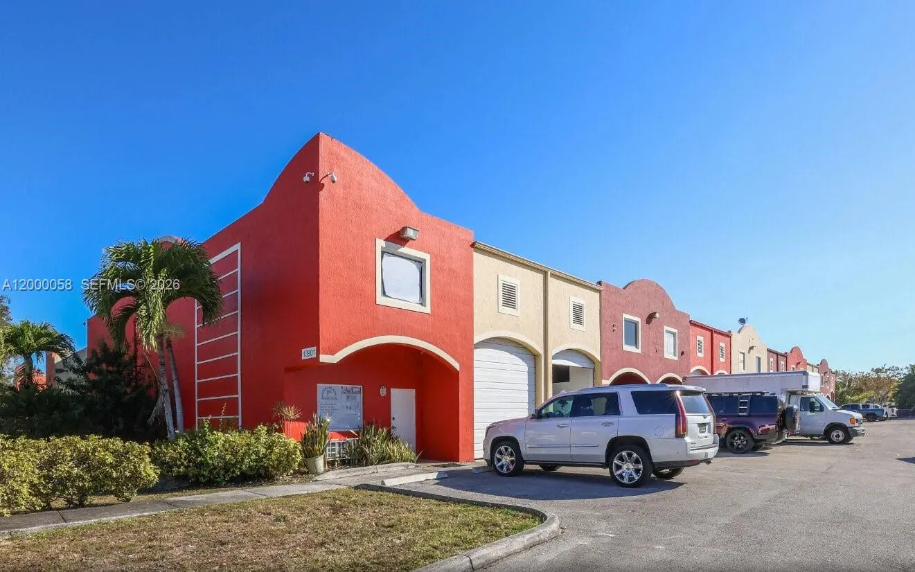 13941 SW 143rd Ct, Miami FL 33186