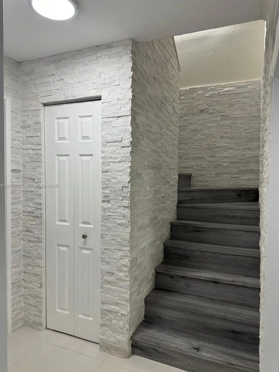 14343 SW 97th Ln, Miami FL 33186