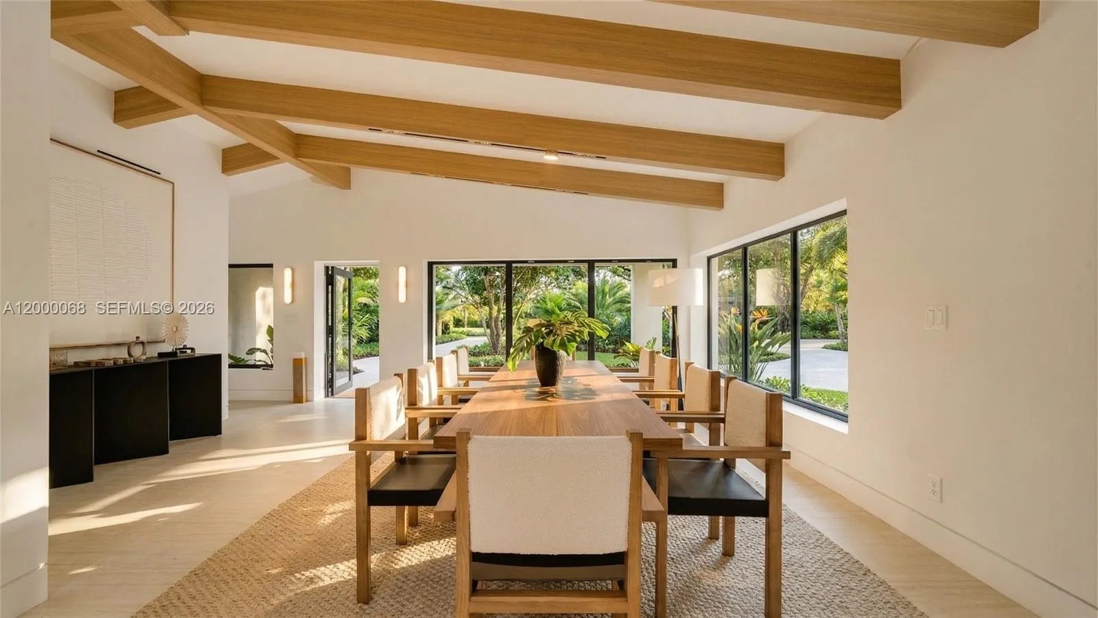 12600 Ixora Rd, North Miami FL 33181