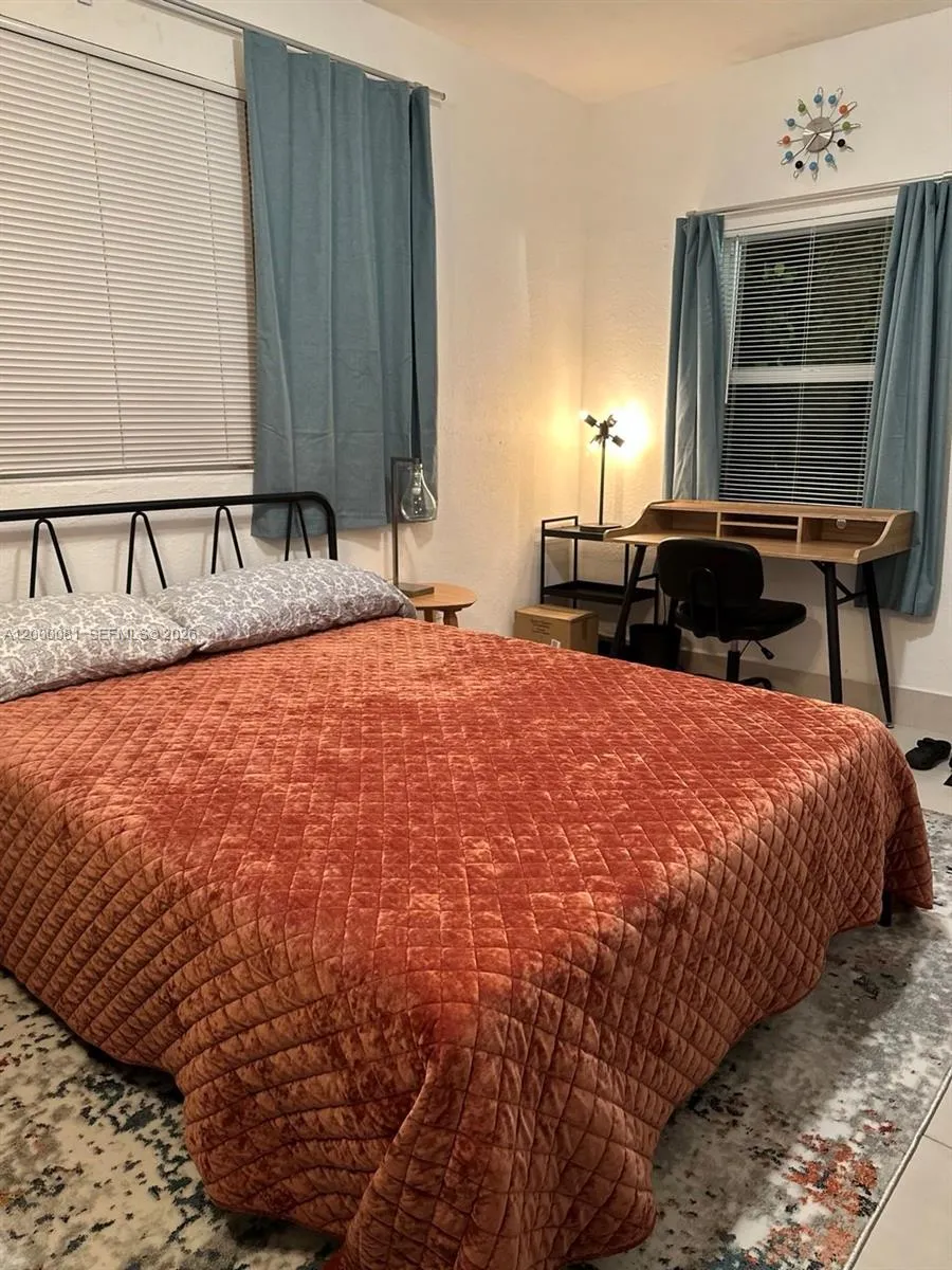 1637 SW 16th St # B, Miami FL 33145