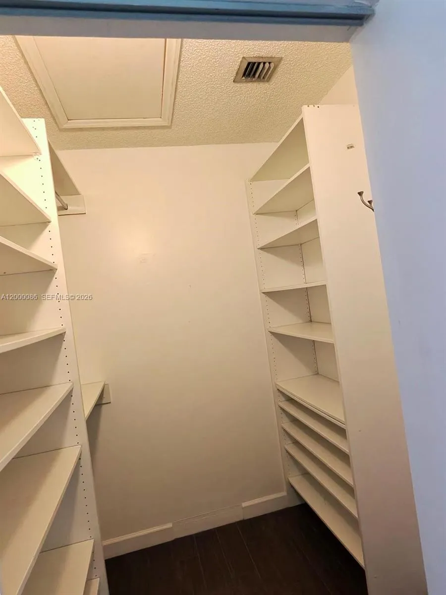 9009 SW 214th St # 9009, Cutler Bay FL 33189