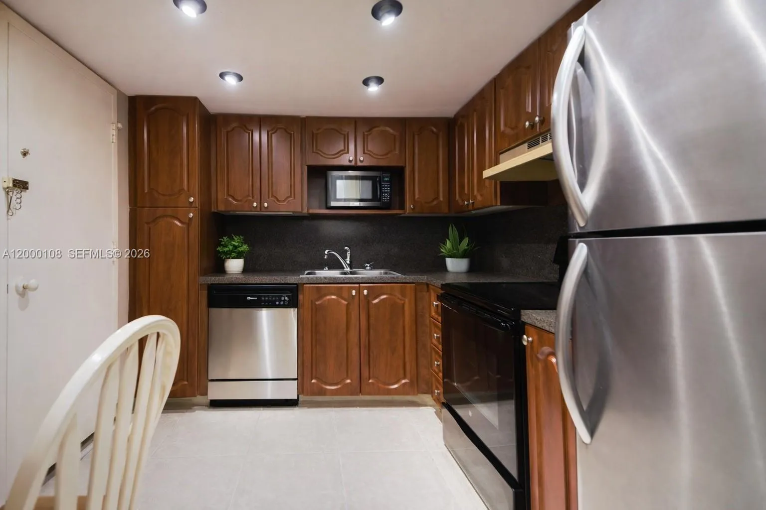 3800 S Ocean Dr # 409, Hollywood FL 33019