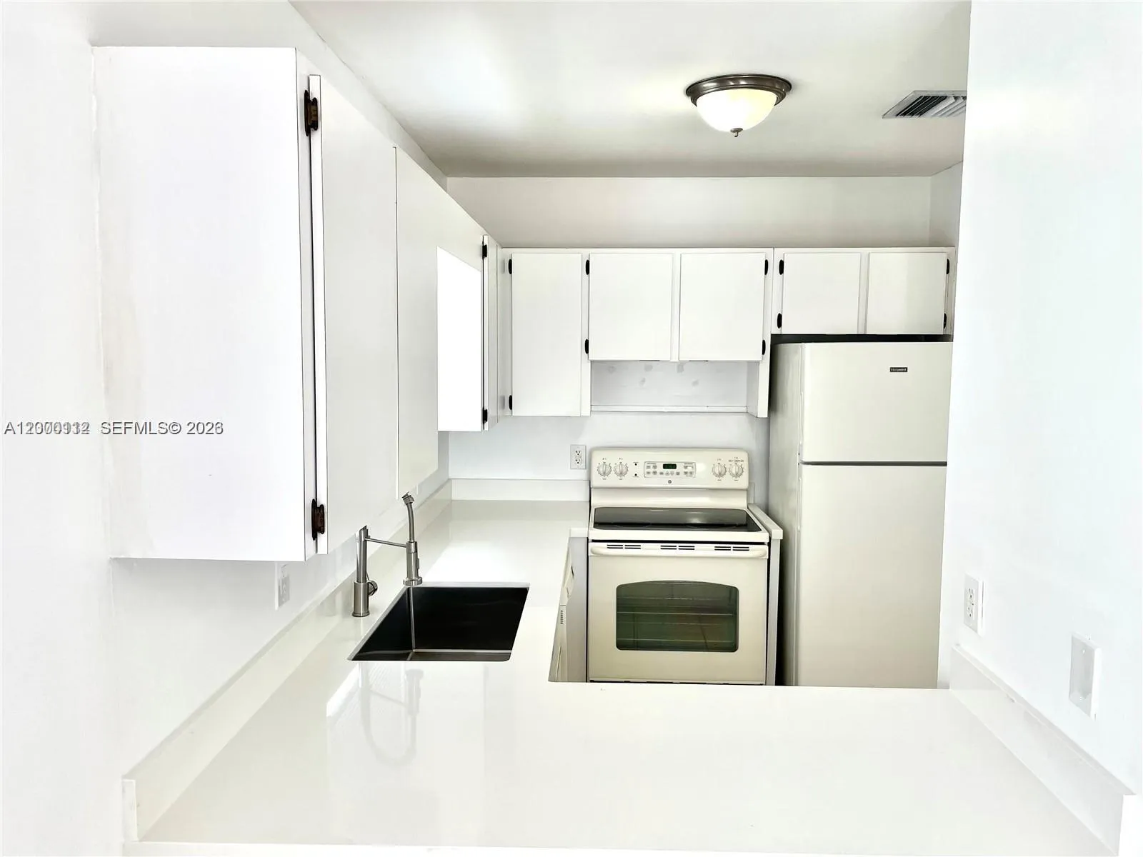 20044 SW 87th Pl, Cutler Bay FL 33189