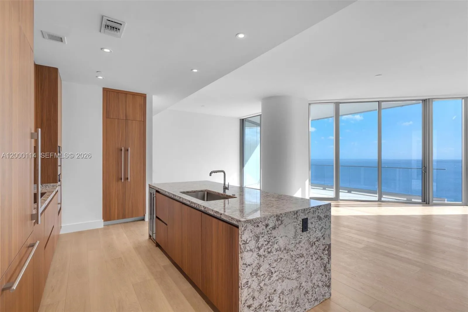 175 SW 25 RD # 3003, Miami FL 33129