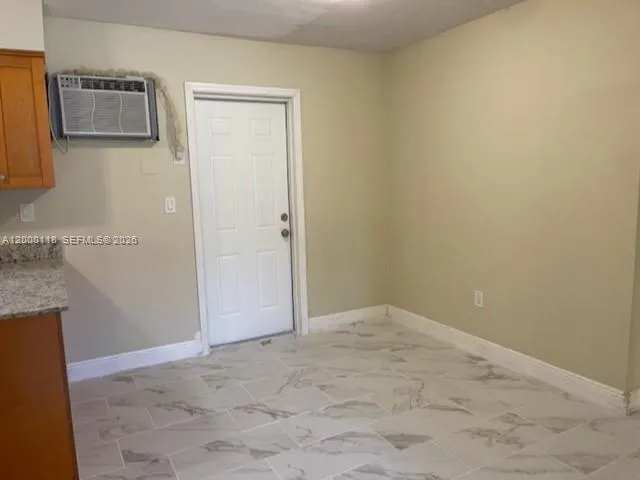 7601 Venetian St # 4, Miramar FL 33023