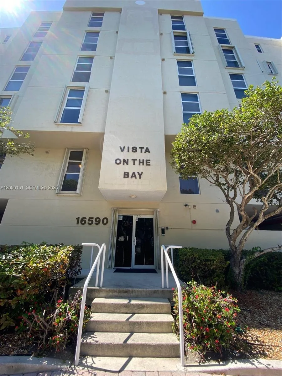 16590 NE 26th Ave # 202, North Miami Beach FL 33160