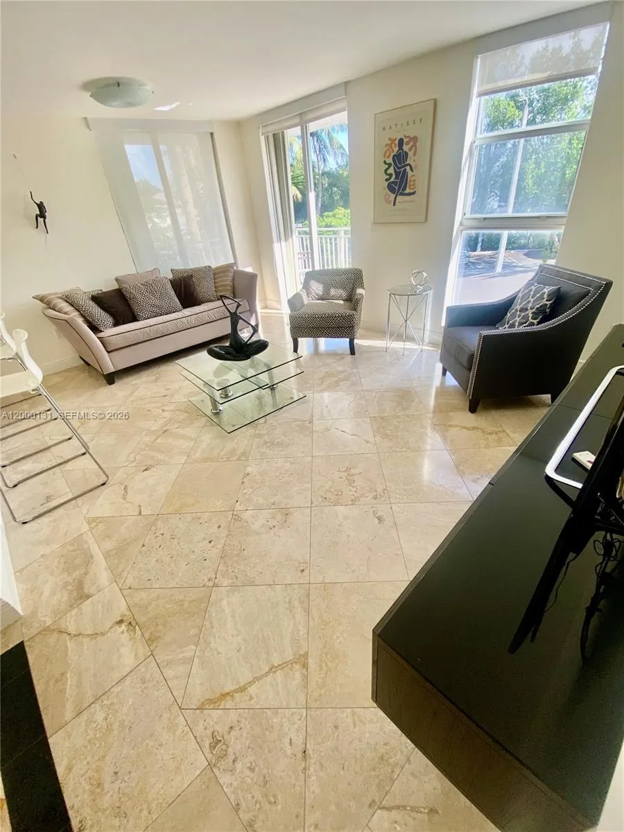 16590 NE 26th Ave # 202, North Miami Beach FL 33160