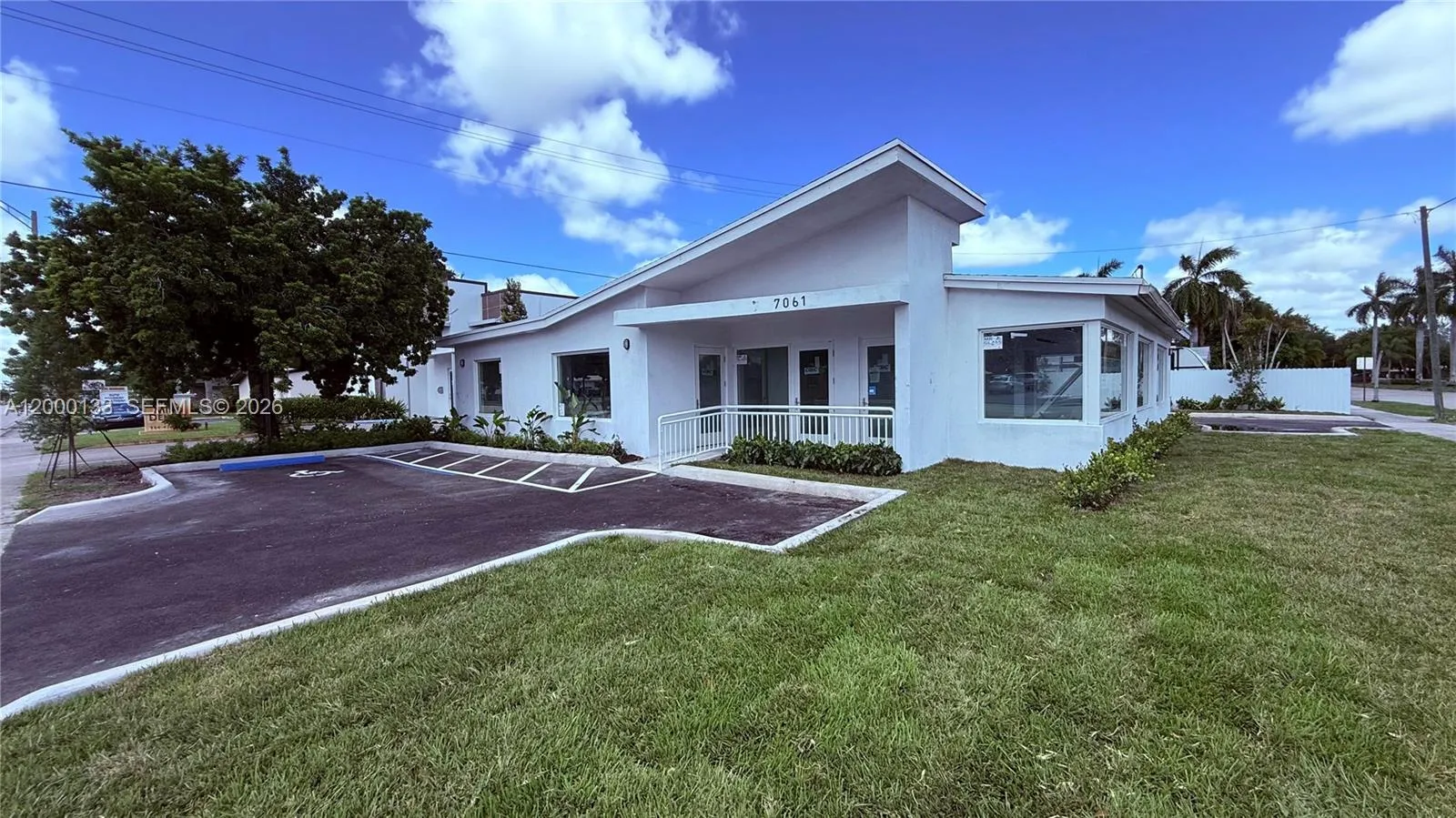 7061 Taft St # C, Hollywood FL 33024