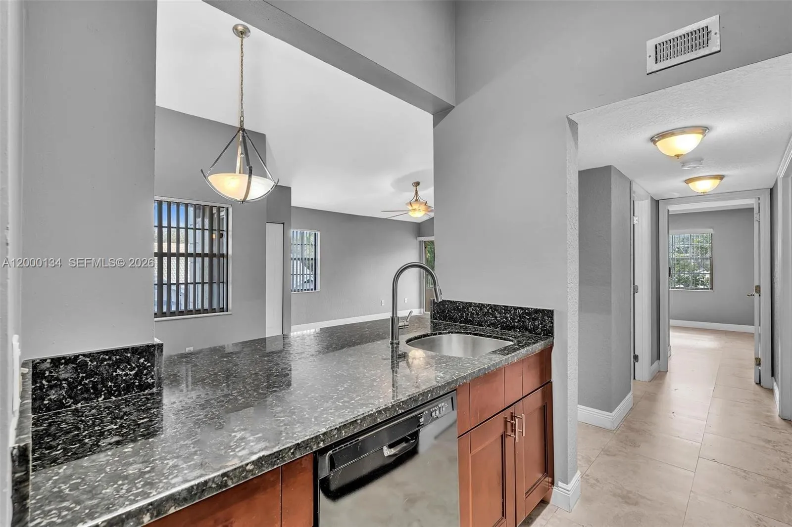 2881 N Oakland Forest Dr # 212, Oakland Park FL 33309