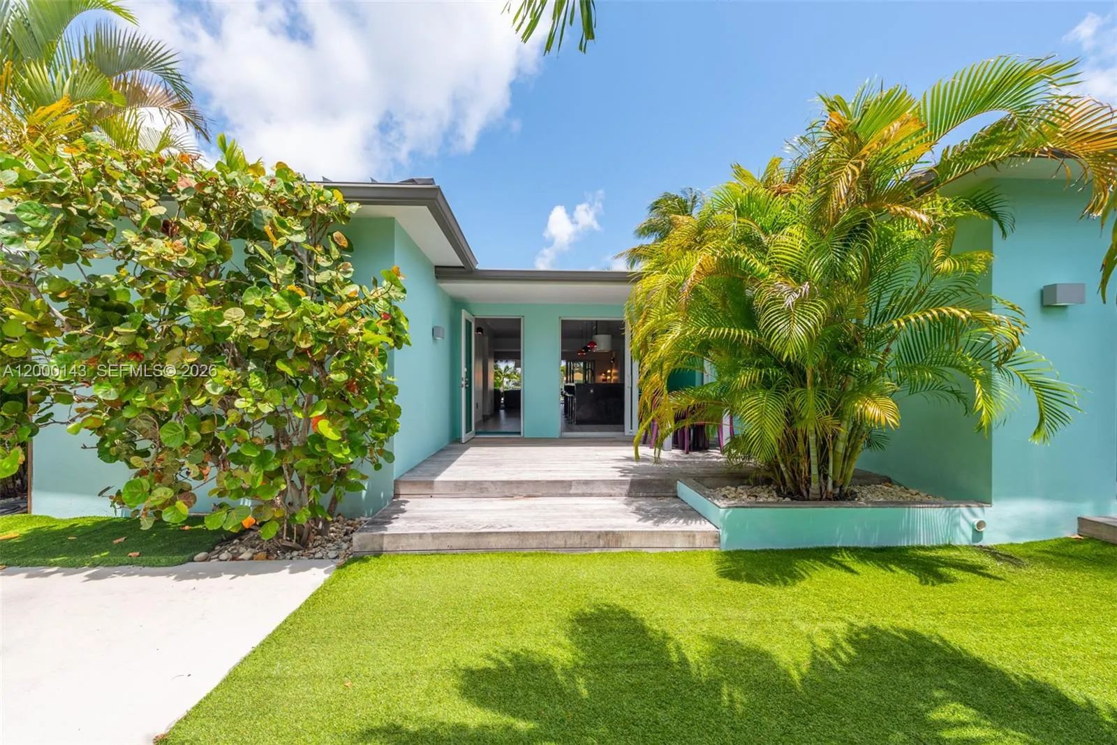 741 86th St, Miami Beach FL 33141