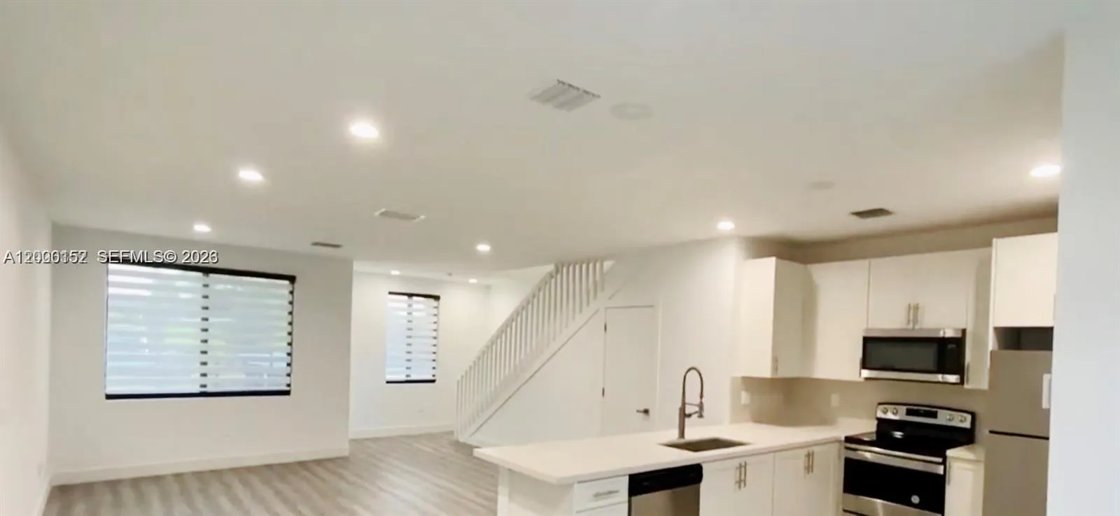 2611 NW 166 St, Miami Gardens FL 33054