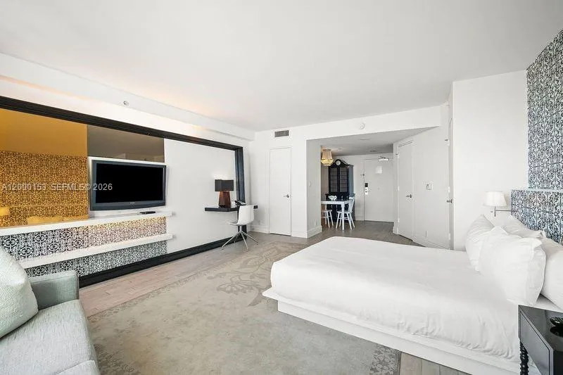 1100 West Ave # 819, Miami Beach FL 33139