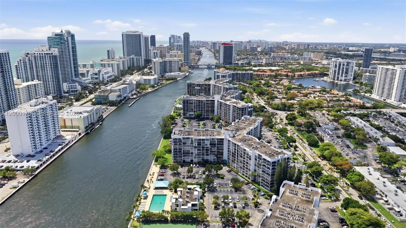 800 Parkview Dr # 506, Hallandale Beach FL 33009