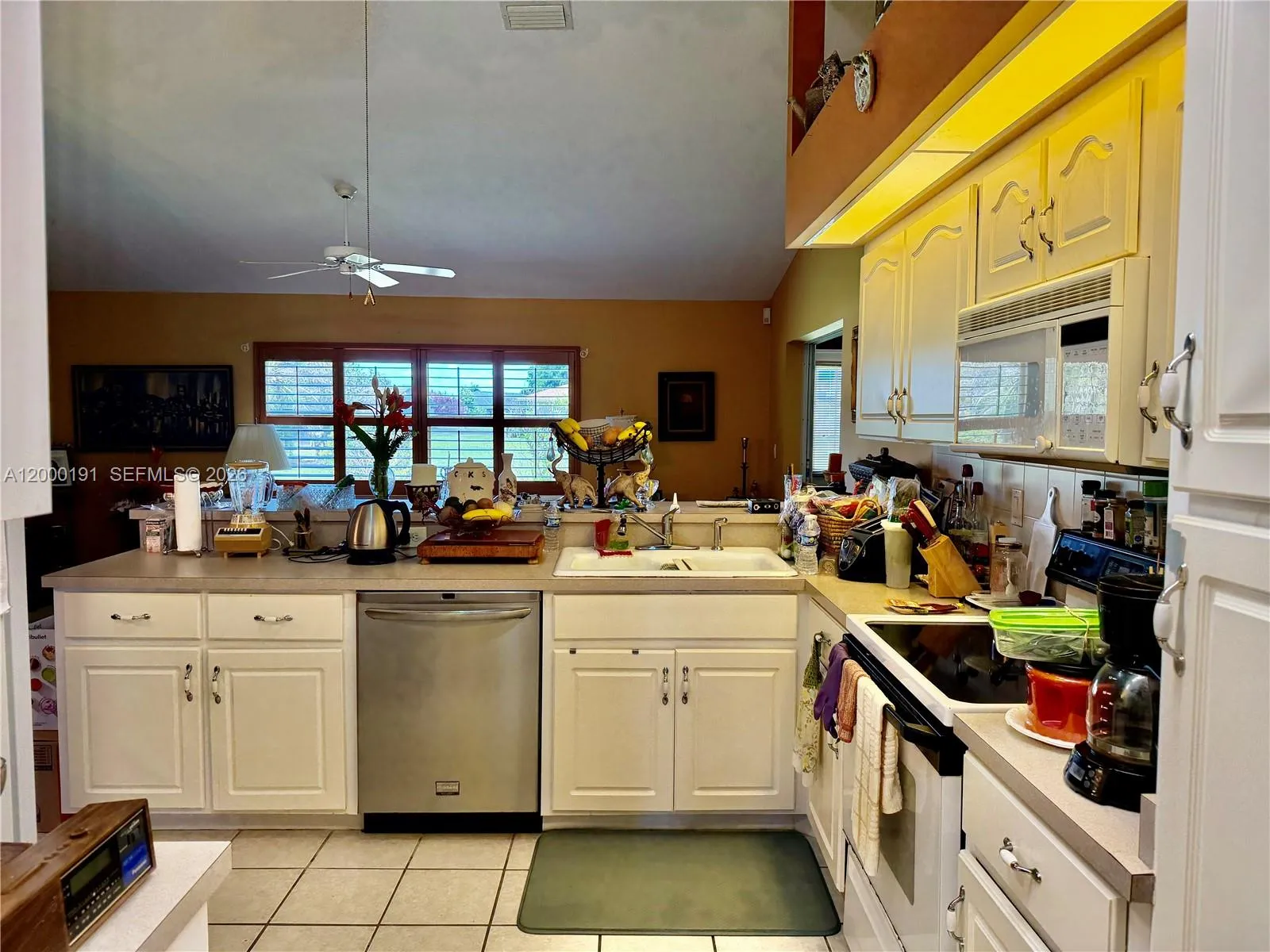 3509 Sunrise Dr, Other City - In The State Of Florida FL 33872