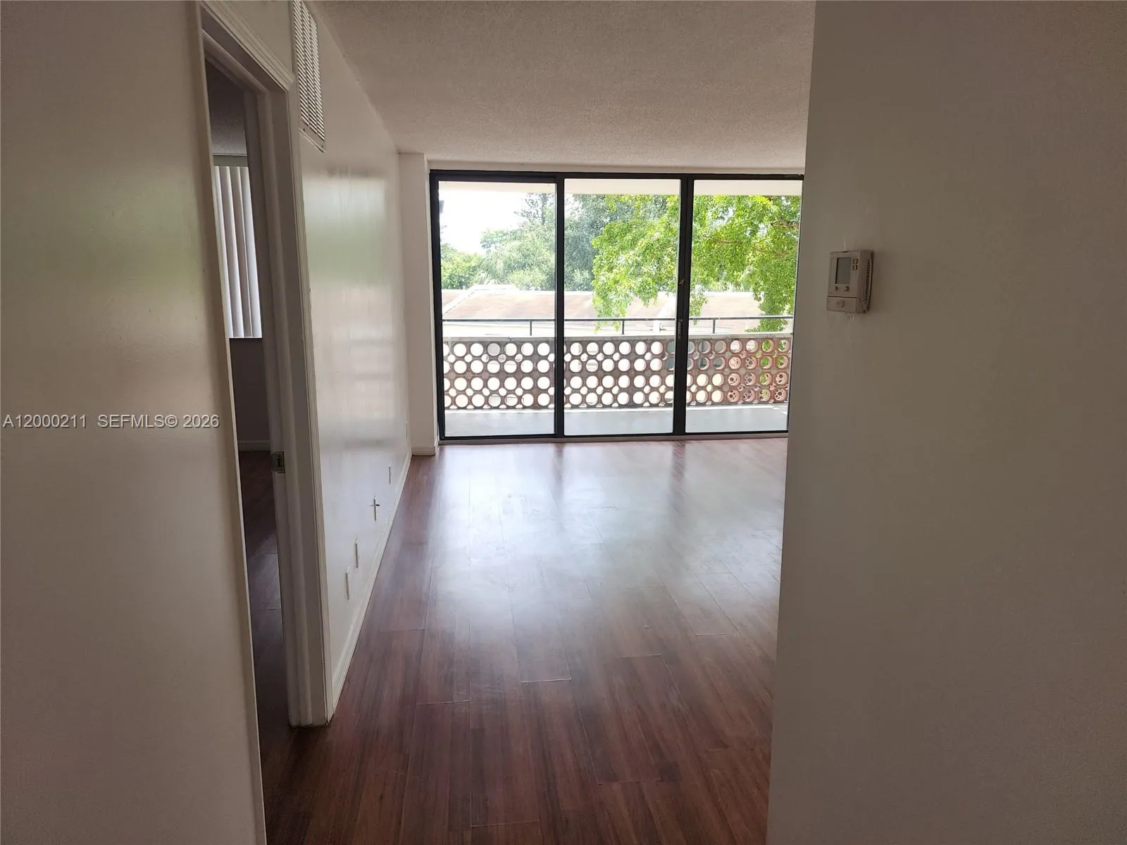 4222 Inverrary Blvd # 4215, Lauderhill FL 33319