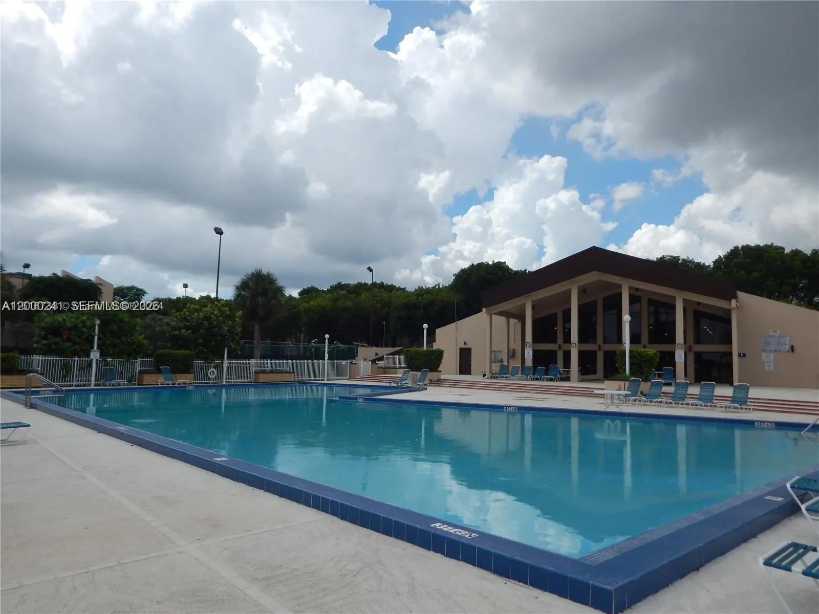 14415 N Kendall Dr # 312G, Miami FL 33186