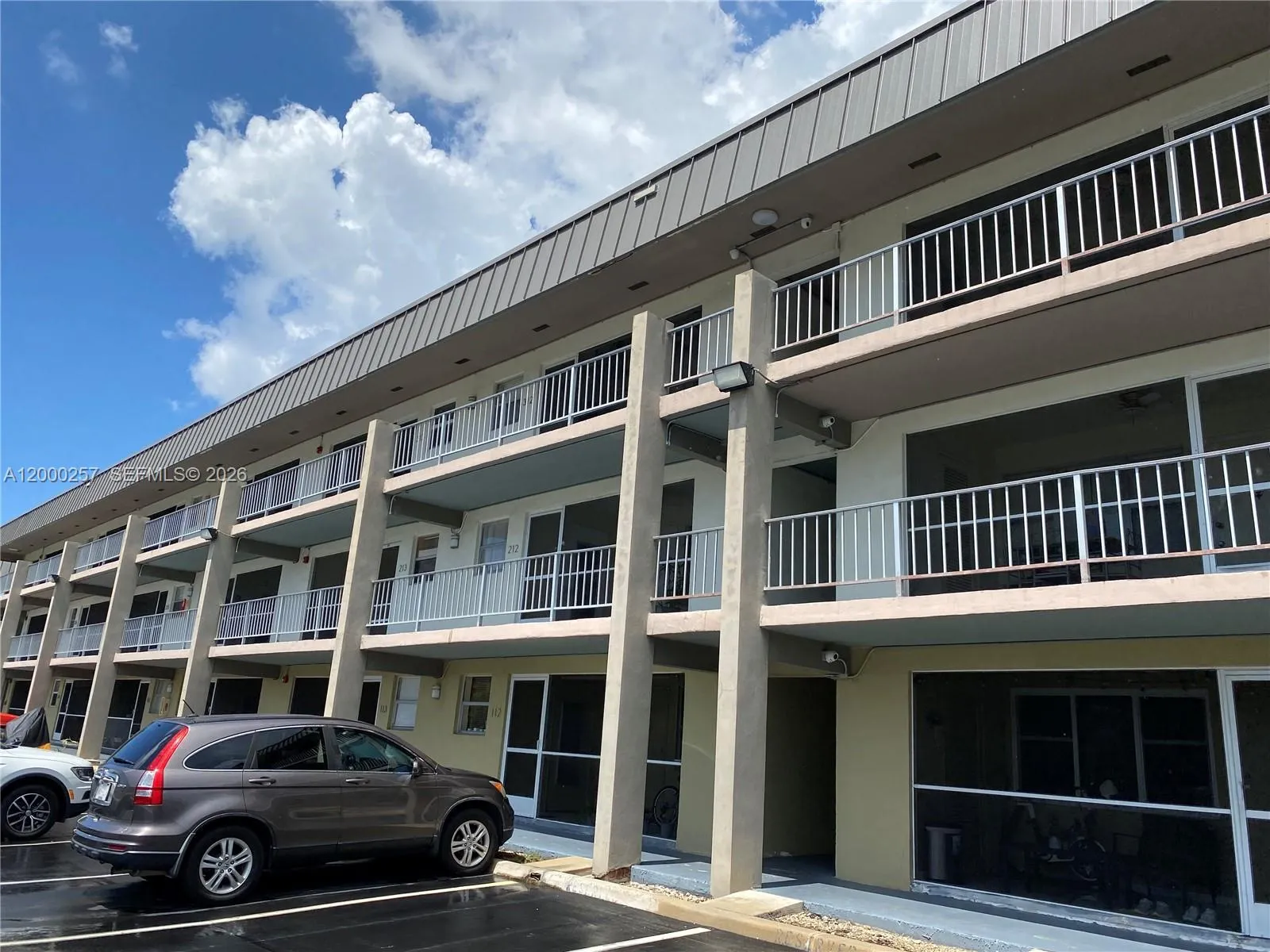 250 Layne Blvd # 110, Hallandale Beach FL 33009