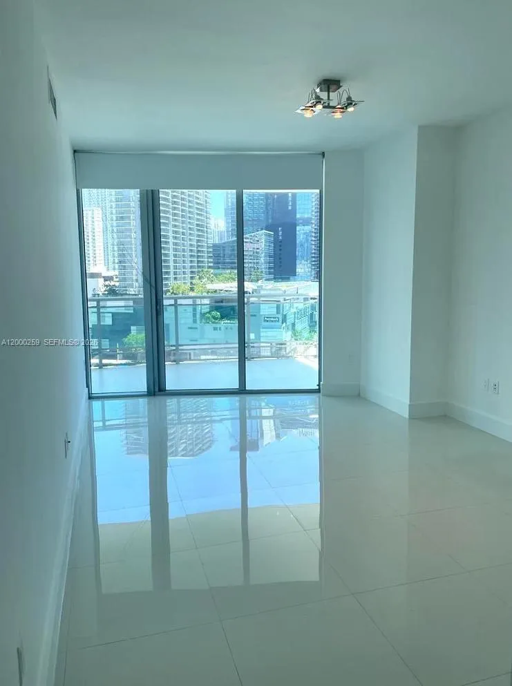 350 S Miami Ave # 1702, Miami FL 33130