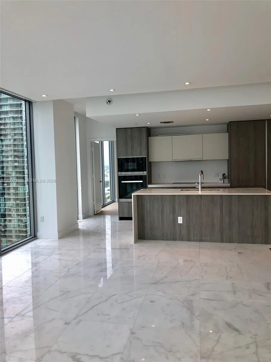 2900 NE 7 AVE # 2907, Miami FL 33137