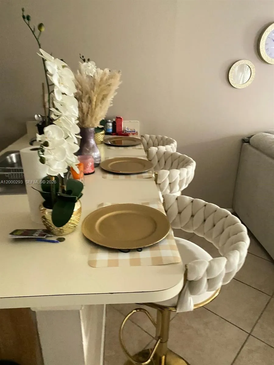 2701 Riverside Dr # B, Coral Springs FL 33065