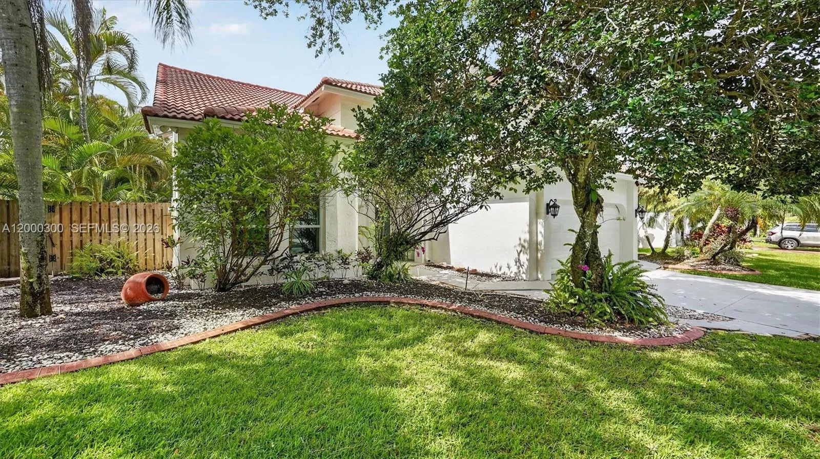 11620 S Budd Dr, Cooper City FL 33026