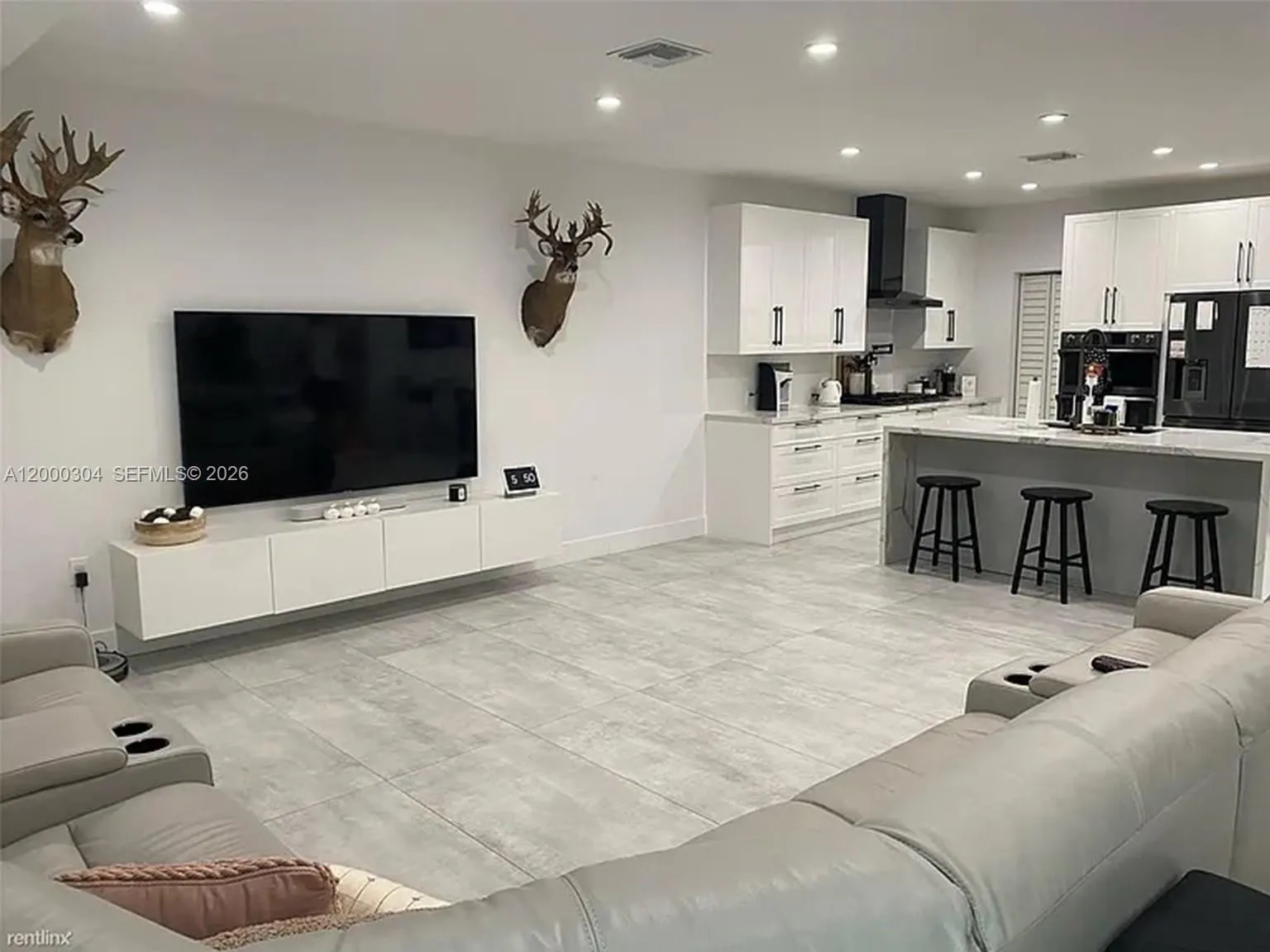 1935 SW 24th Ter, Miami FL 33145